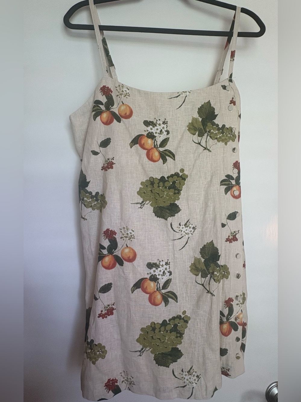 Abercrombie & Fitch Cream Fruit-Print skort